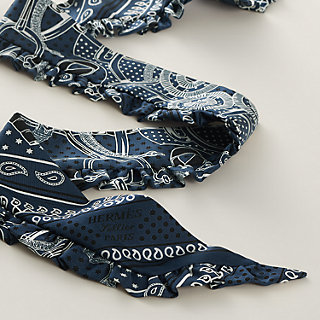 Twilly 《エプロン・ドール》 | Hermès - エルメス-公式サイト Twilly 《エプロン・ドール》 | Hermès - エルメス-公式サイト